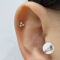 Khuyên cỏ 3 lá đá trắng / Hợp kim