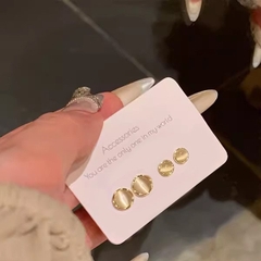 Đôi tai mặt bông hình tròn, màu vàng gold - 2 size