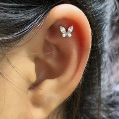 Khuyên tai con bướm lấp lánh - 5 màu - Titanium