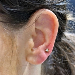 Khuyên tai hình mặt trời đính đá - 1.2*8mm - Titanium