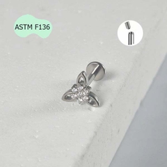 Khuyên tai tam giác bông hoa đính đá - Titanium - 1.2*8mm