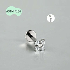 Khuyên Titanium cỏ bốn lá - Có 2 màu - 1.2*8