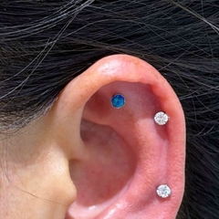 Khuyên tai đá Opal - màu hot - Titanium F136 - 1.2*10mm