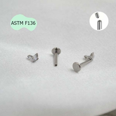 Khuyên tai hình đuôi cá Titanium - Màu bạc - 1.2*8mm