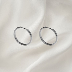 Khuyên tai tròn trơn - 18mm - Chất liệu hợp kim