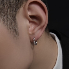 Khuyên tai tròn xoắn đính đá - Bạc 925 - 12mm