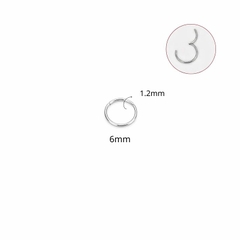 Khuyên tròn bấm có nút bật nhiều size - Màu bạc