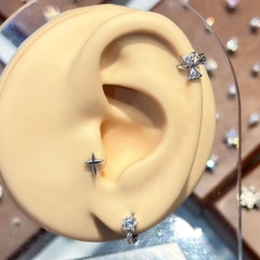 Khuyên tròn nơ trắng lấp lánh / Hợp kim