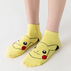 Vớ cổ ngắn dễ thương hình Pikachu - màu vàng dễ thương