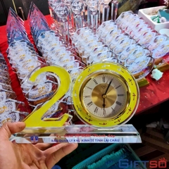 Cúp Pha Lê In Logo – Giải Pháp Quà Tặng Vinh Danh Cho Doanh Nghiệp