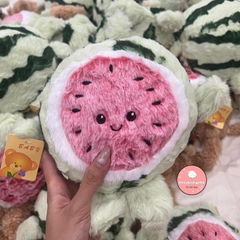 ￼Dưa hấu nhồi bông đáng yêu
