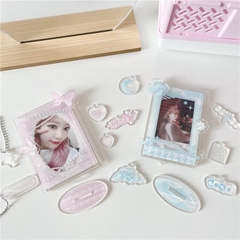 Tổng hợp mẫu standee, holder, frame đựng thẻ bo góc bắt trend