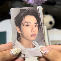 Photocard, album rỗng Jungkook Golden