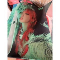 Poster album Yuqi YUQ1 - ảnh áp phích album solo Yuqi