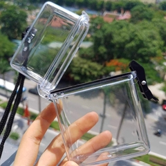 Hộp nhựa trong suốt, nắp cài, có dây đựng card, thẻ bo góc, phụ kiện