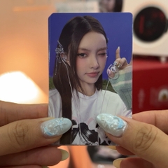 Tách lẻ photocard ILLIT 'Bomb' chính hãng