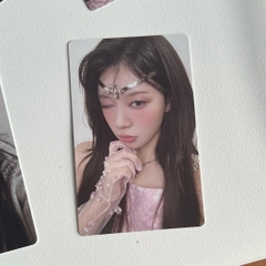 Tách lẻ photocard ILLIT 'Bomb' chính hãng