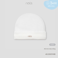 Mũ tròn màu trắng