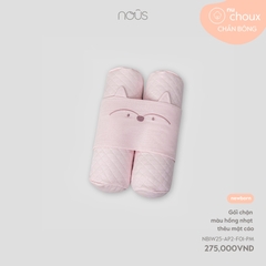 Gối chặn màu hồng nhạt thêu mặt cáo