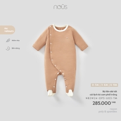 Bộ liền dài tất cài lệch kẻ cam phối trắng