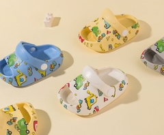 Dép sục hở mũi ô tô đủ màu cho bé