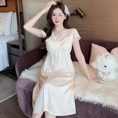 Váy ngủ trắng dài  3839