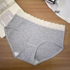 Quần cotton viền ren C126