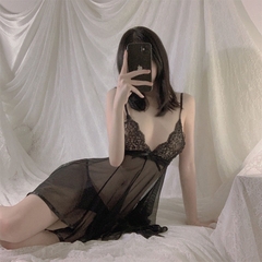 Váy ngủ ren
