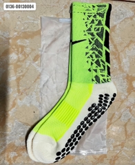 X-ຖົງຕີນກັນມື່ນສັ້ນ NiKe Sports