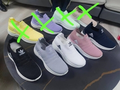 ເກີບແລ່ນຜູ້ຍີງ ບໍ່ມີສາຍ 40