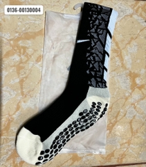 X-ຖົງຕີນກັນມື່ນສັ້ນ NiKe Sports