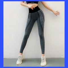 ໂສ້ງຂາຍາວຍິງ