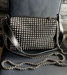 ກະເປົາຫິ້ວຍິງ