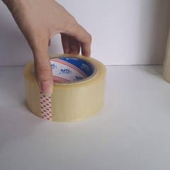 Băng keo trong dùng để dán thùng 5F