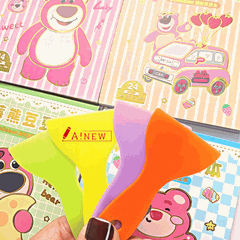 SỔ STICKER GẤU DÂU 24 TRANG / GẤU DÂU / TẶNG KÈM DỤNG CỤ DÁN STICKER / MÃ SỐ 346660