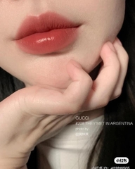 Son Gucci 505 Matte Janet Rust / 208 Hồng đất They Met in Argentina