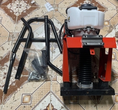 Máy Đầm Thước Chạy Bằng Xăng