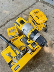 Máy Khoan Pin Dewalt DCD999X1 ( 1 Pin 9.0AH - 1 Sạc )