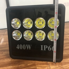 Đèn pha tròn vuông LED ngoài trời 400W - IP66 (8*50w)