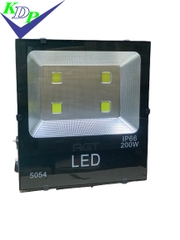 Đen pha led 200w vỏ đen 5054 – 4 mắt kiểu mới AGT