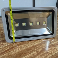 Đèn pha rọi xám ngoài trời 250W - hộp nguồn sau (5*50w)