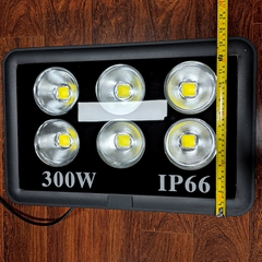 Đèn pha LED ngoài trời 300W - IP65 pha tròn (6*50w)