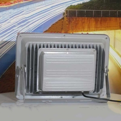 Đèn pha rọi xám ngoài trời 200W - hộp nguồn sau (4*50w)