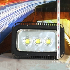 Đèn pha mắt lồi - viền 150W (3*50w)