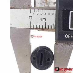 Nắp chổi than máy cắt gạch Makita MT413/ MT904/ MT905 644500-6 ( 1 cái )