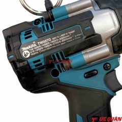 Máy siết bu lông dùng pin 40vMax Makita TW007GZ02