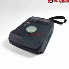 Chân chuyển pin sang sạc dự phòng ( có kết hợp đèn chiếu sáng ) DQ17