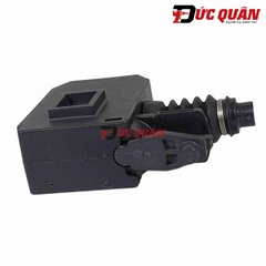Công tắc ( C3JW-1A-P ) máy DHR242/ HR244 Makita 650709-0