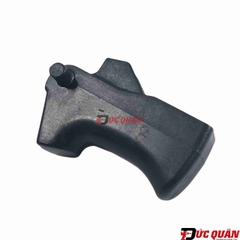 Cần gạt công tắc máy cưa Makita DPB181