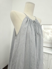 Áo cổ yếm dây rút linen Lauryn